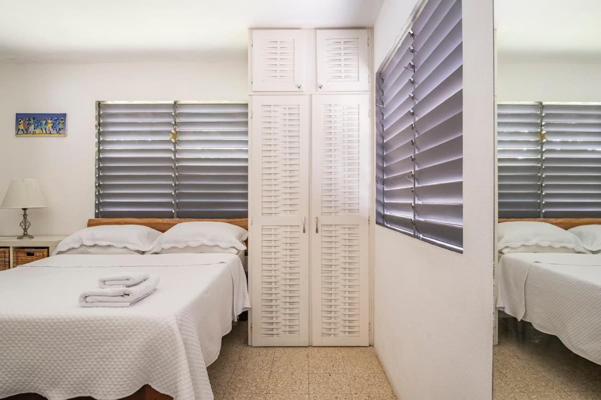 Ancella'S Garden Apartment-Beach-5Min Drive, 1 Hr Montego Bay, 25 Mins Ocho Rios, Continental Breakfast Runaway Bay Ngoại thất bức ảnh