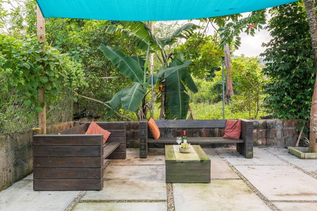 Ancella'S Garden Apartment-Beach-5Min Drive, 1 Hr Montego Bay, 25 Mins Ocho Rios, Continental Breakfast Runaway Bay Ngoại thất bức ảnh